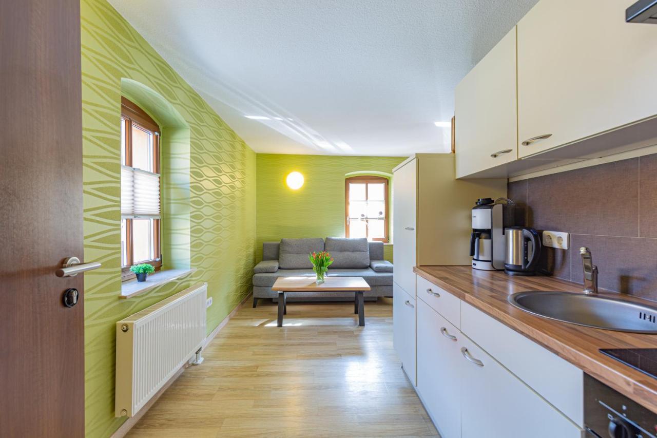 Apartmenthaus Schlag Наумбург Екстериор снимка