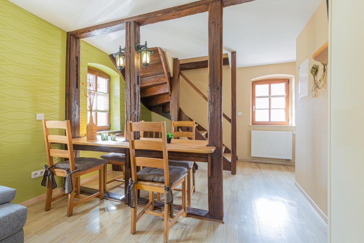 Apartmenthaus Schlag Наумбург Екстериор снимка