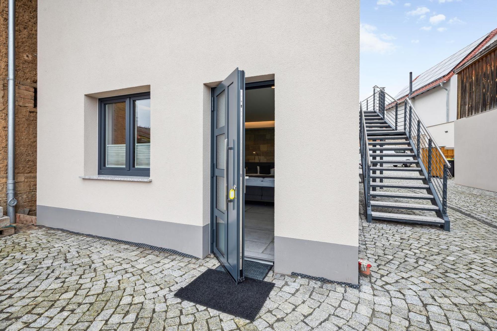 Apartmenthaus Schlag Наумбург Екстериор снимка